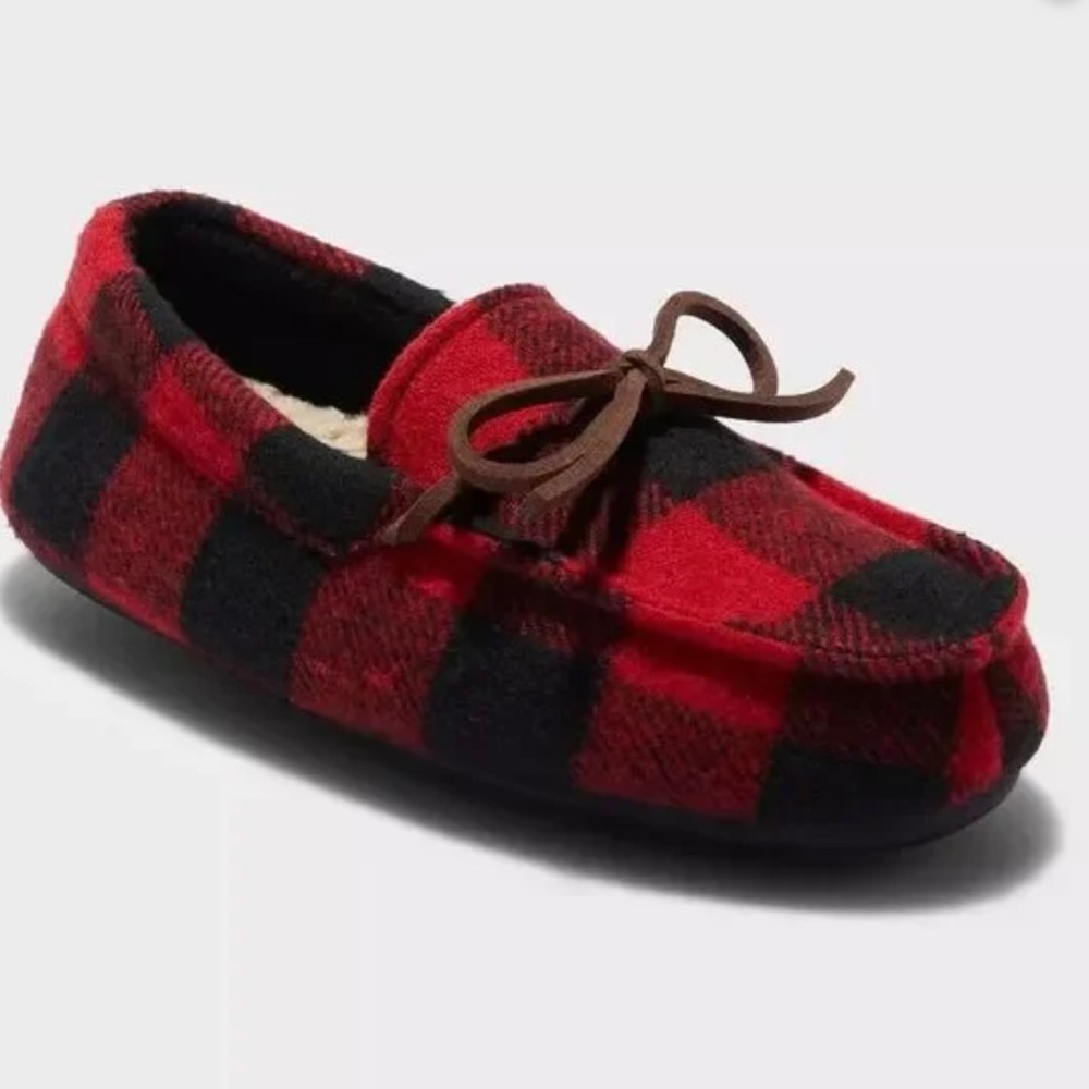 Dearfoams Kids Braydon Moccasin Slippers Memory Foam